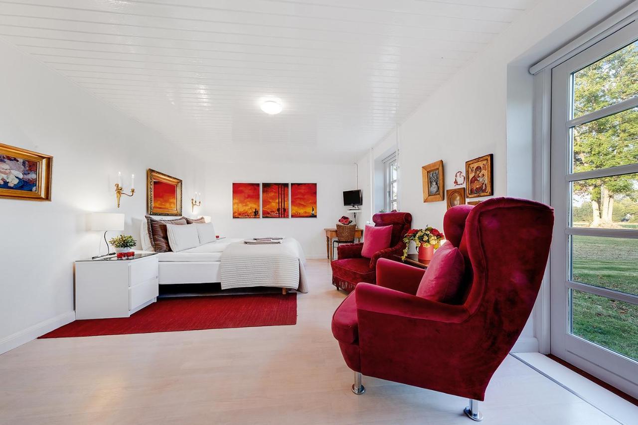 Bed And Breakfast Alokke Nyborg Exterior photo